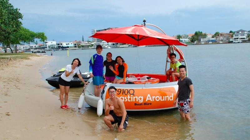 Enjoy time on the Gold Coast Broadwater aboard a unique boat hire with Coast Around! Experience the waterways with your friends and family! These are the only Round Boats on the Gold Coast, seating up to 10 people and no licence is required!